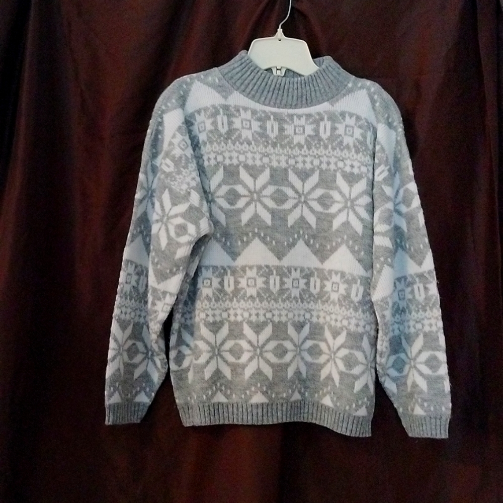 Vintage gray and white snowflake sweater by Adele. Made in USA